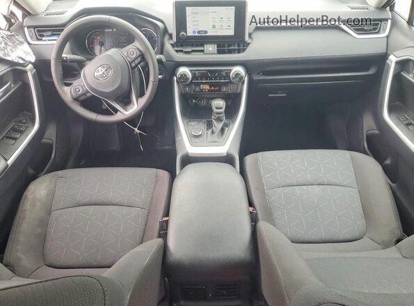 2T3RWRFV8RW246560 2024 TOYOTA RAV4 Серебряный Вид панели приборов
