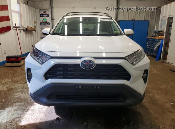 2T3RWRFVXMW113128 2021 TOYOTA RAV4 White Widok z przodu