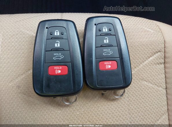 2T3RWRFVXRW194123 2024 TOYOTA RAV4 HYBRID White Вид панелі приладів