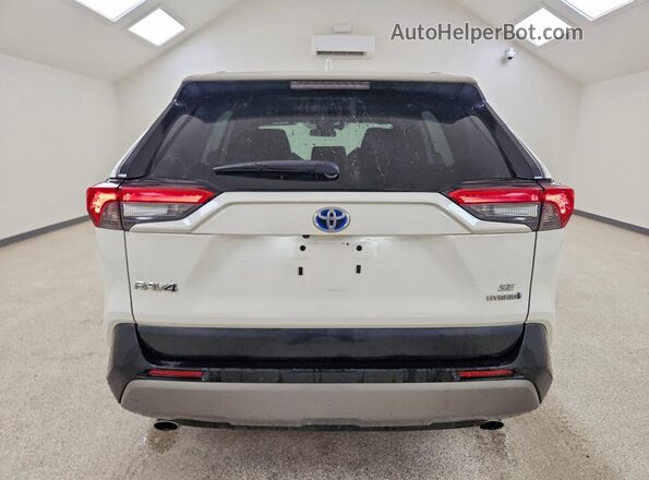 2T3T6RFV3NW035296 2022 TOYOTA RAV4 White Widok z tyłu