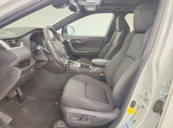 2T3T6RFV3NW035296 2022 TOYOTA RAV4 White Widok wnętrza z przodu