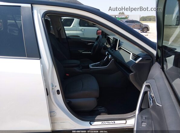 2T3UWRFV7RW224169 2024 TOYOTA RAV4 HYBRID Белый Вид салона спереди
