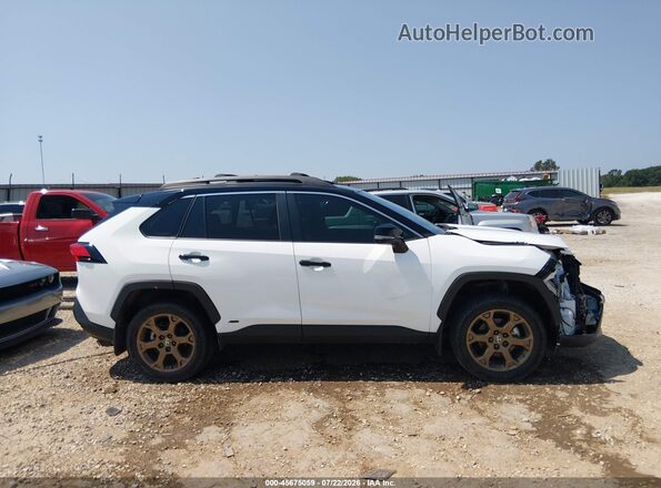 2T3UWRFV7RW224169 2024 TOYOTA RAV4 HYBRID Белый Вид задней части салона