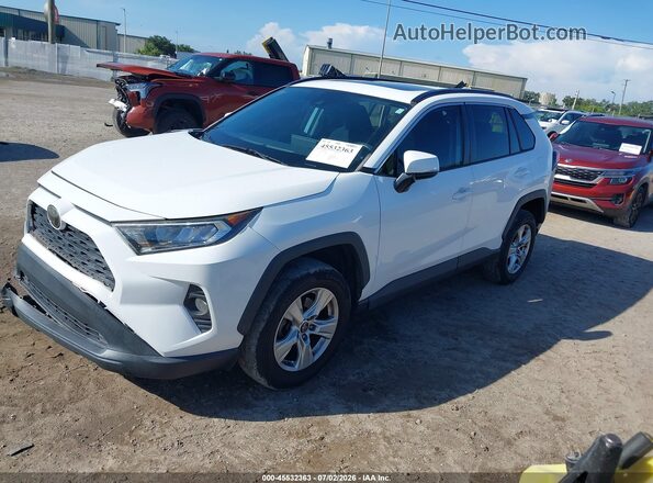 2T3W1RFV0KW013876 2019 TOYOTA RAV4 White Przód lewy