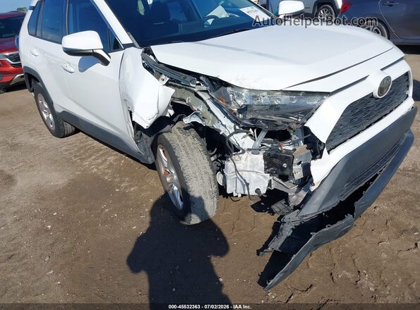 2T3W1RFV0KW013876 2019 TOYOTA RAV4 White Widok z przodu