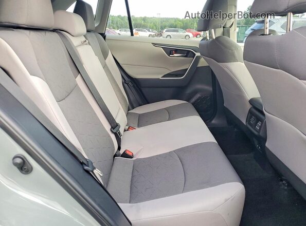 2T3W1RFV0MW134362 2021 TOYOTA RAV4 Gray Вид задньої частини салону