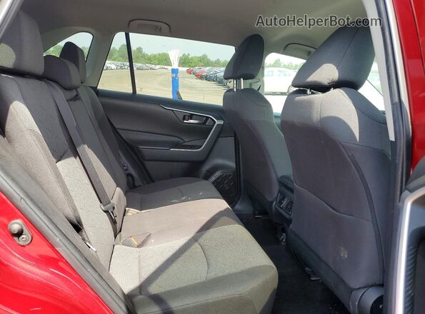 2T3W1RFV0NW218439 2022 TOYOTA RAV4 Red Widok wnętrza z tyłu
