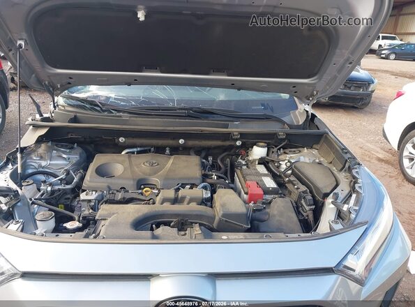 2T3W1RFV0PW251296 2023 TOYOTA RAV4 Серебряный Вид сзади