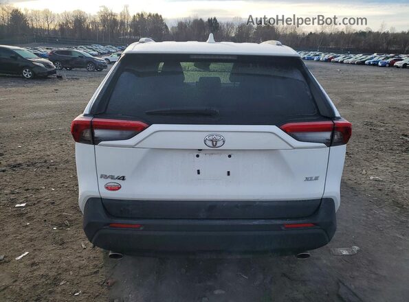 2T3W1RFV0RC274193 2024 TOYOTA RAV4 White უკანა ხედი