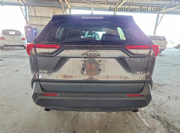 2T3W1RFV0RW310799 2024 TOYOTA RAV4 Charcoal უკანა ხედი