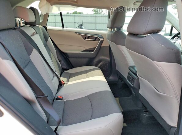 2T3W1RFV0SC335550 2025 TOYOTA RAV4 White Вид задньої частини салону