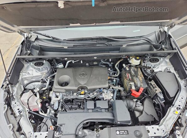 2T3W1RFV1SW438006 2025 TOYOTA RAV4 Silver Widok komory silnika