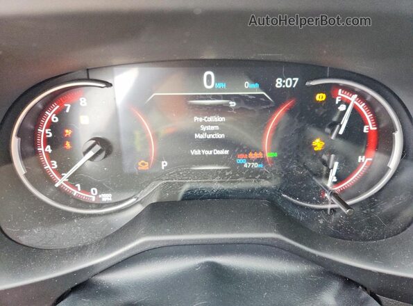 2T3W1RFV1SW438006 2025 TOYOTA RAV4 Silver Widok zestawu wskaźników
