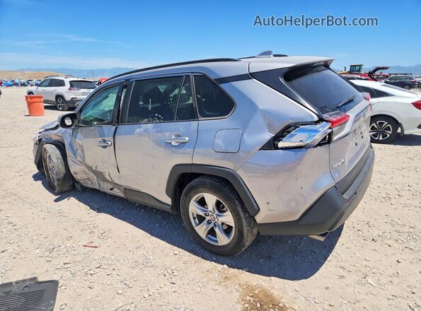 2T3W1RFV2MC165033 2021 TOYOTA RAV4 Серебряный Задняя левая четверть
