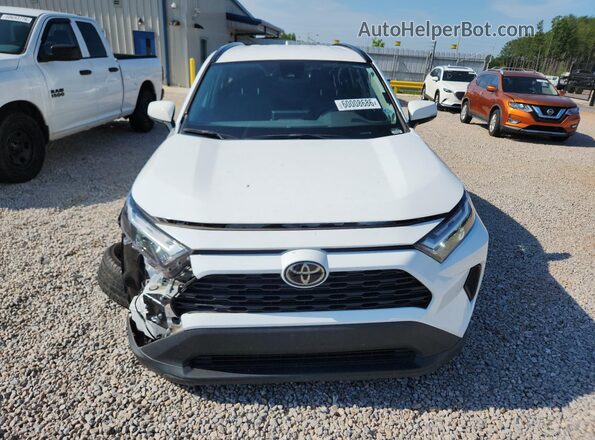2T3W1RFV2PC251012 2023 TOYOTA RAV4 White Widok z przodu