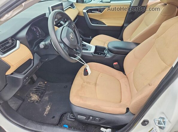 2T3W1RFV2RC269352 2024 TOYOTA RAV4 White Widok wnętrza z przodu