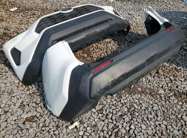 2T3W1RFV2RW345554 2024 TOYOTA RAV4 White Vista de la etiqueta del VIN