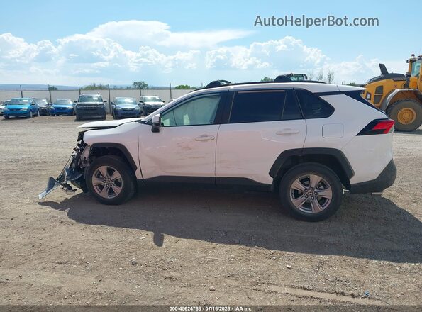 2T3W1RFV2SC355699 2025 TOYOTA RAV4 White Rear interior view