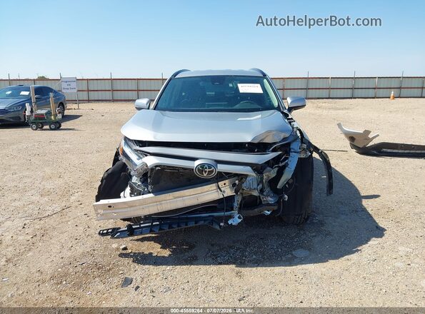 2T3W1RFV2SW393528 2025 TOYOTA RAV4 Silver Вид задньої частини салону