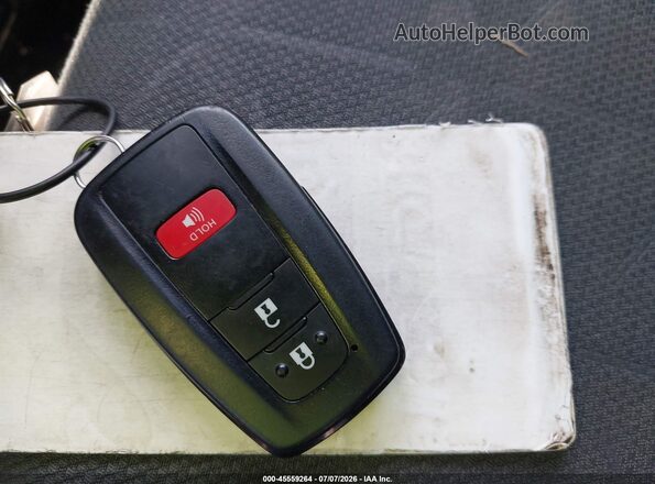 2T3W1RFV2SW393528 2025 TOYOTA RAV4 Silver Вид панелі приладів