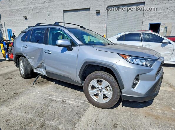 2T3W1RFV3KW031420 2019 TOYOTA RAV4 Silver Передня права чверть