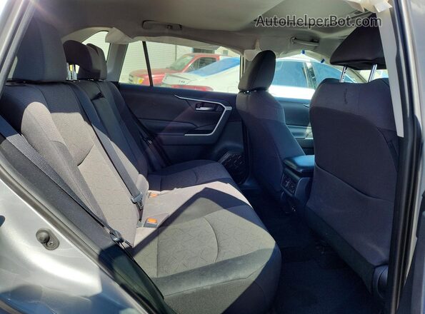 2T3W1RFV3KW031420 2019 TOYOTA RAV4 Silver Вид задніх сидінь