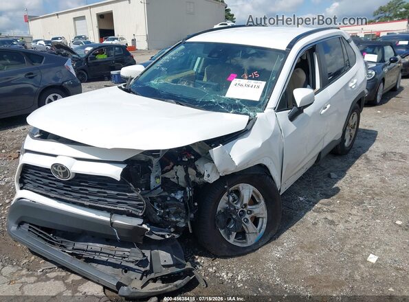 2T3W1RFV3MC167387 2021 TOYOTA RAV4 White Вид спереду