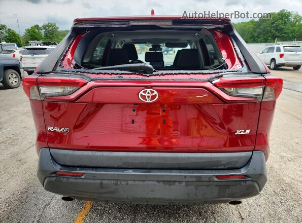 2T3W1RFV3NW188806 2022 TOYOTA RAV4 Красный Вид сзади