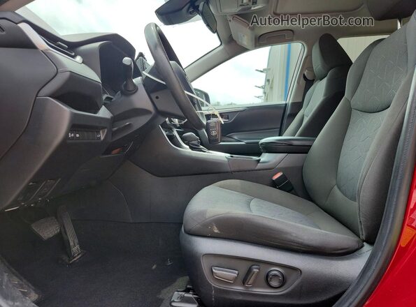 2T3W1RFV3NW188806 2022 TOYOTA RAV4 Красный Вид салона спереди