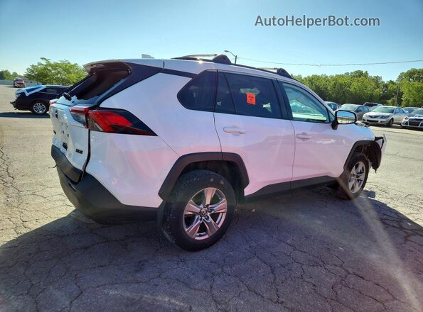 2T3W1RFV3RC266525 2024 TOYOTA RAV4 White Rear right
