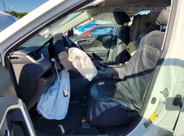 2T3W1RFV3RC266525 2024 TOYOTA RAV4 White Front interior view