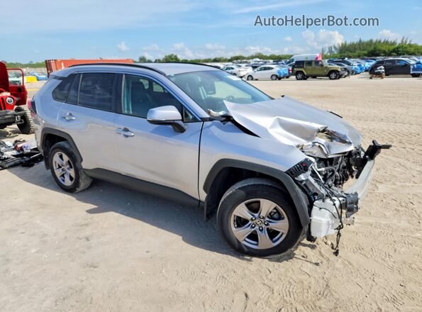 2T3W1RFV3RC294244 2024 TOYOTA RAV4 Silver Առջևի աջ