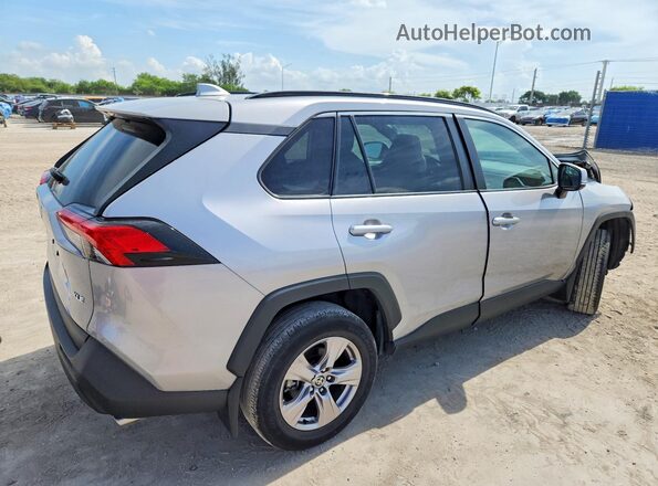 2T3W1RFV3RC294244 2024 TOYOTA RAV4 Silver Հետևի աջ