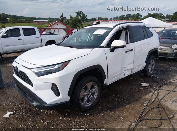 2T3W1RFV3RW329590 2024 TOYOTA RAV4 White Przód lewy