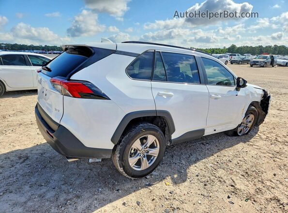 2T3W1RFV3RW361987 2024 TOYOTA RAV4 White Trasero derecho