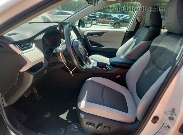 2T3W1RFV4LC072562 2020 TOYOTA RAV4 White Вид салону спереду