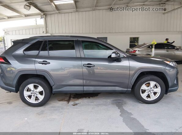 2T3W1RFV4MC115721 2021 TOYOTA RAV4 Gray Vista interior trasera