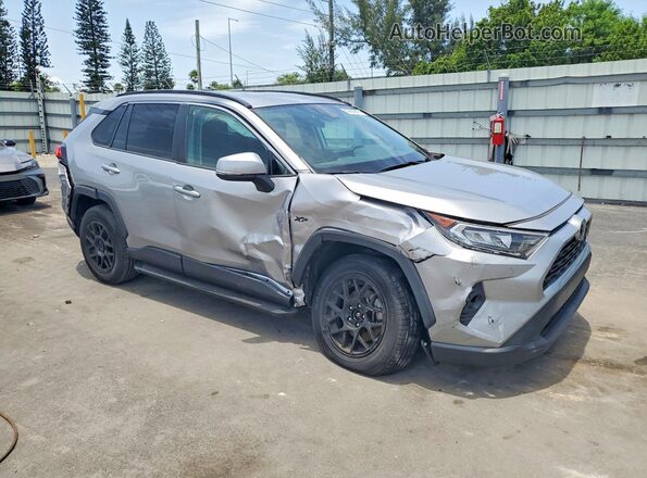 2T3W1RFV4MC141462 2021 TOYOTA RAV4 Silver Передня права чверть