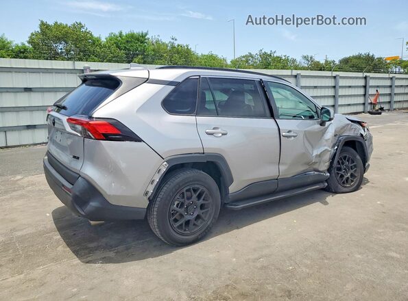 2T3W1RFV4MC141462 2021 TOYOTA RAV4 Silver Задня права чверть