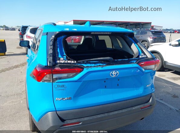 2T3W1RFV4MW117242 2021 TOYOTA RAV4 Blue Widok z przodu