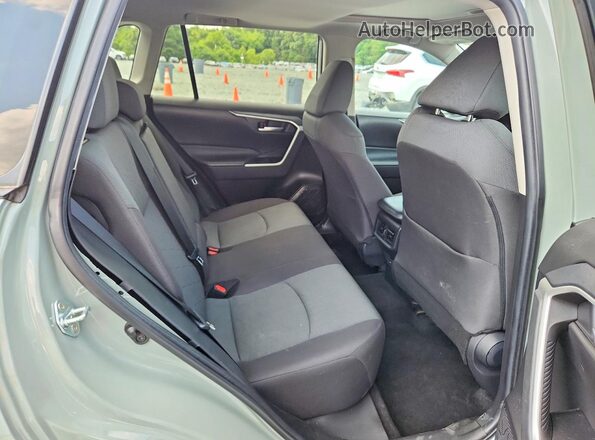 2T3W1RFV4PW263659 2023 TOYOTA RAV4 Gray Widok tylnych siedzeń