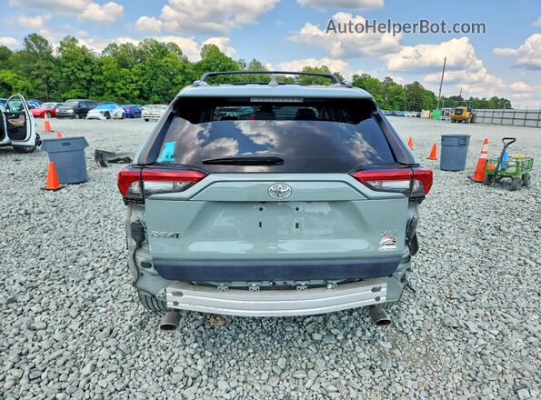 2T3W1RFV4PW263659 2023 TOYOTA RAV4 Gray Widok z tyłu