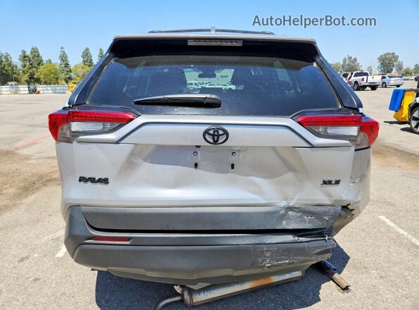 2T3W1RFV4RW353770 2024 TOYOTA RAV4 Silver Հետևի տեսք