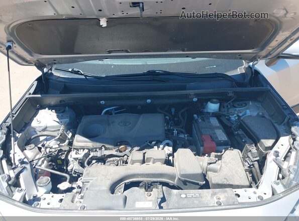 2T3W1RFV4SW387150 2025 TOYOTA RAV4 Серебряный Вид сзади
