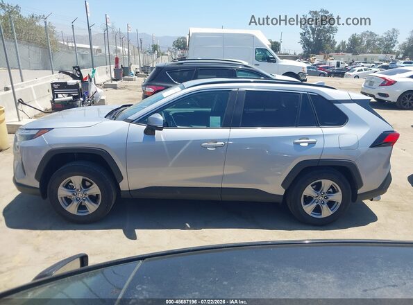 2T3W1RFV4SW427517 2025 TOYOTA RAV4 Серебряный Панорамный вид салона 360°