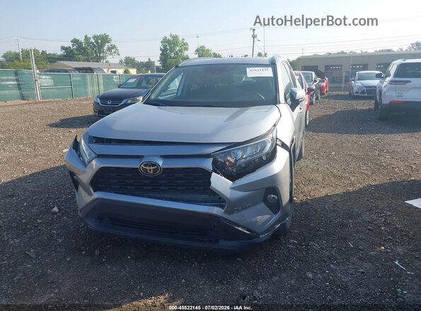2T3W1RFV5LC077219 2020 TOYOTA RAV4 Silver Դիմացի տեսք