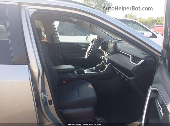 2T3W1RFV5LC077219 2020 TOYOTA RAV4 Silver Սալոնի դիմացի տեսք