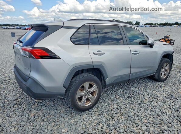 2T3W1RFV5PC224855 2023 TOYOTA RAV4 Серебряный Задняя правая четверть