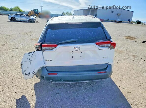 2T3W1RFV6KW007807 2019 TOYOTA RAV4 White Հետևի տեսք