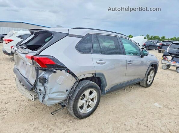 2T3W1RFV6LC050692 2020 TOYOTA RAV4 Gray Front view
